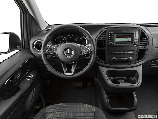 2021 Mercedes-Benz Metris Cargo Van | Steering wheel/Center Console