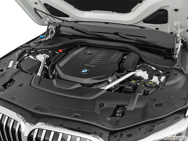 2023 BMW 7 Series | Engine