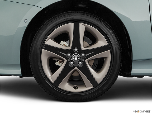 2022 Toyota Prius | Front Drivers side wheel at profile