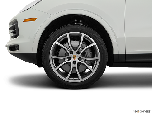 2023 Porsche Cayenne | Front Drivers side wheel at profile