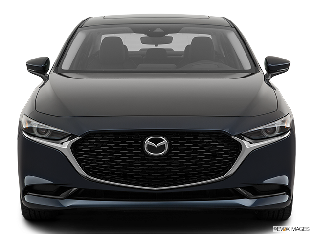 2022 Mazda MAZDA3 | Low/wide front