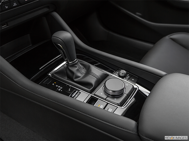 2023 Mazda Mazda3 Sport | Gear shifter/center console
