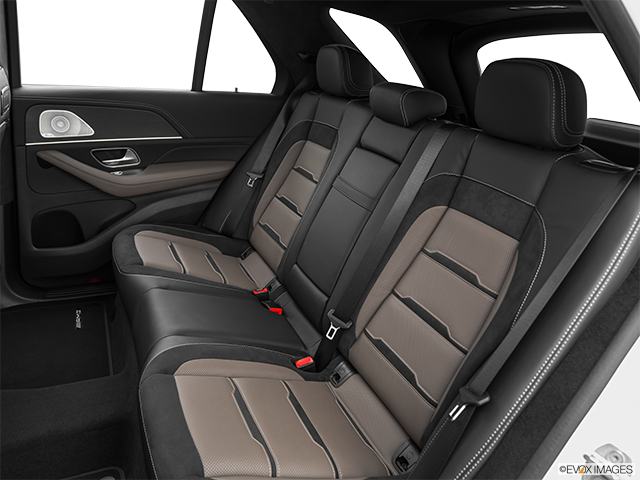 2022 Mercedes-Benz GLE | Rear seats from Drivers Side