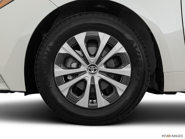 2024 Toyota Corolla Hybride | Front Drivers side wheel at profile