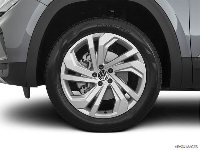 2022 Volkswagen Atlas | Front Drivers side wheel at profile