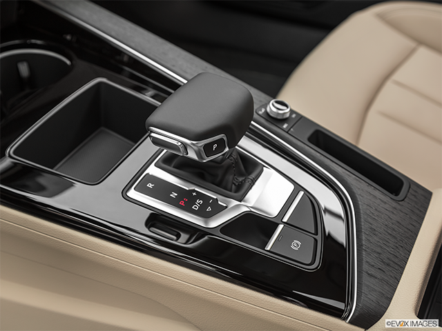 2023 Audi A4 allroad | Gear shifter/center console