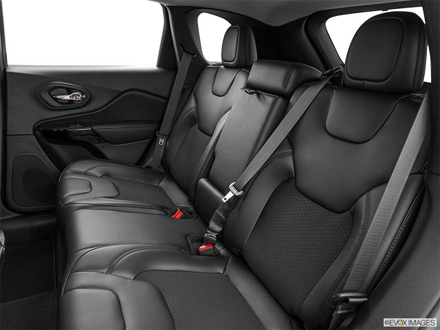 2023 Jeep Cherokee | Rear seats from Drivers Side