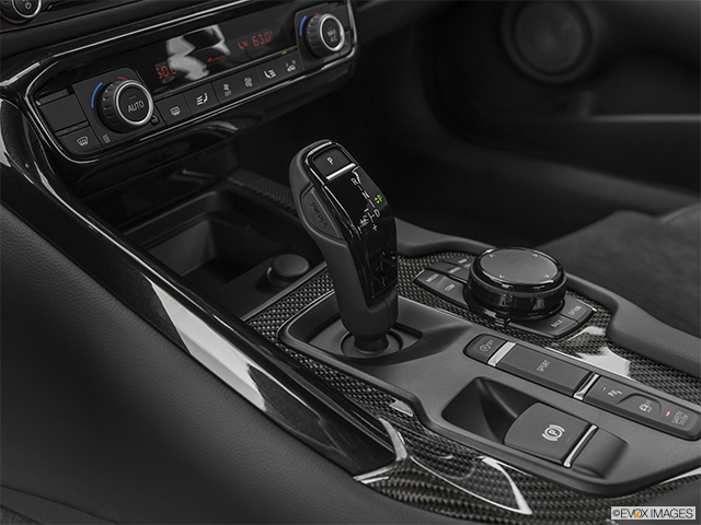 2022 Toyota GR Supra | Gear shifter/center console