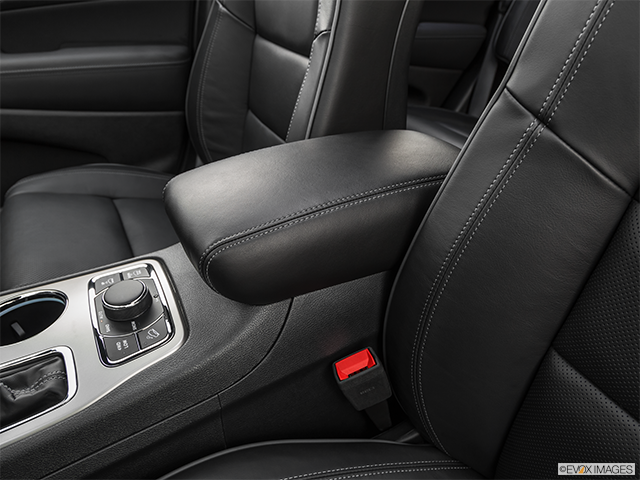 2024 Jeep Grand Cherokee | Front center console with closed lid, from driver’s side looking down