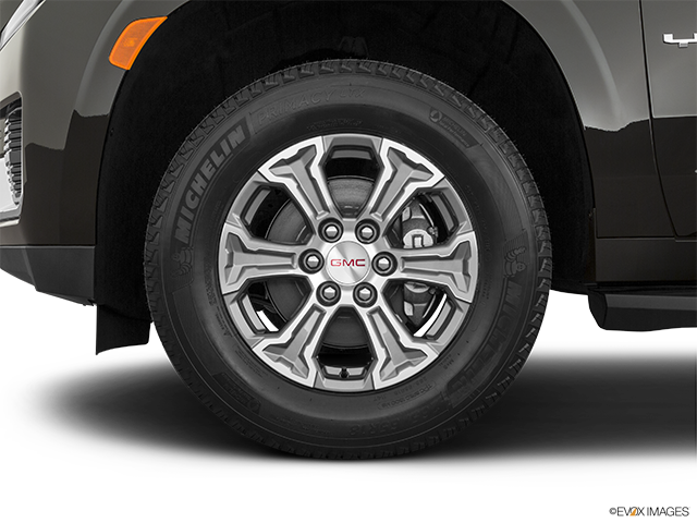 2022 GMC Yukon | Front Drivers side wheel at profile