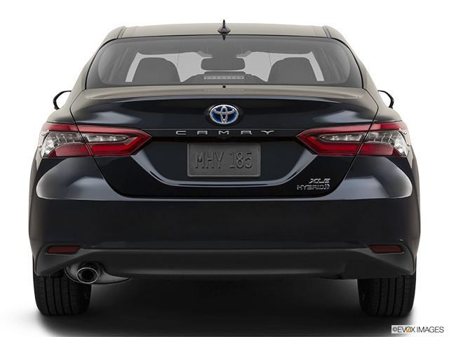 2022 Toyota Camry Hybrid | Low/wide rear