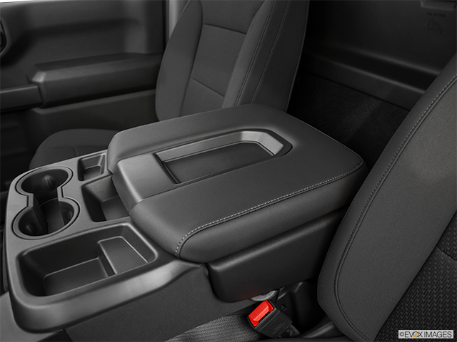 2022 Chevrolet Silverado 1500 | Front center console with closed lid, from driver’s side looking down