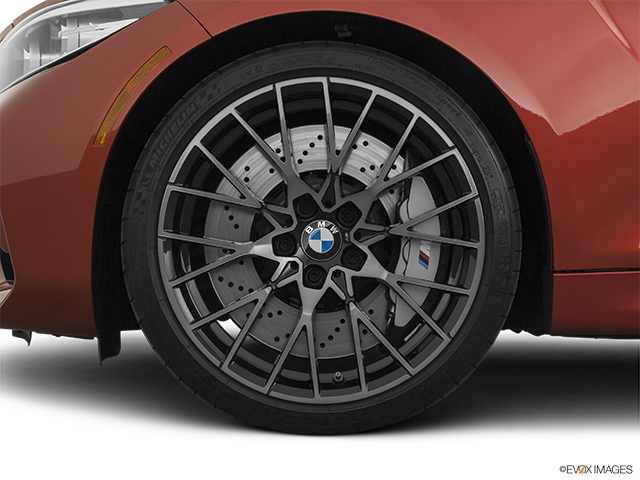 2024 BMW M2 Coupé | Front Drivers side wheel at profile