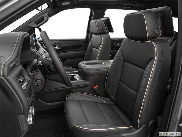 2022 GMC Yukon XL | Front seats from Drivers Side