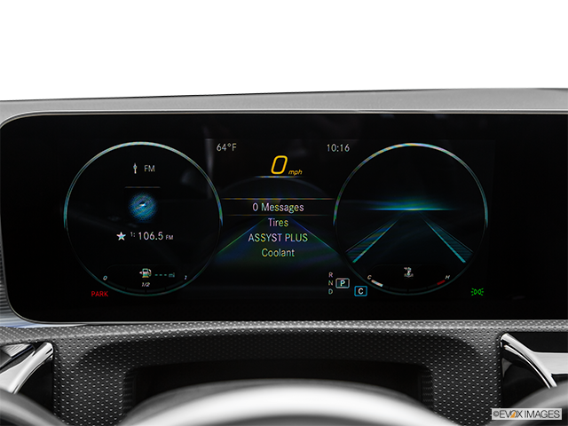 2022 Mercedes-Benz A-Class | Speedometer/tachometer
