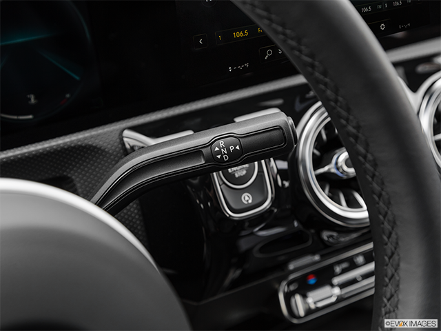 2022 Mercedes-Benz A-Class | Gear shifter/center console