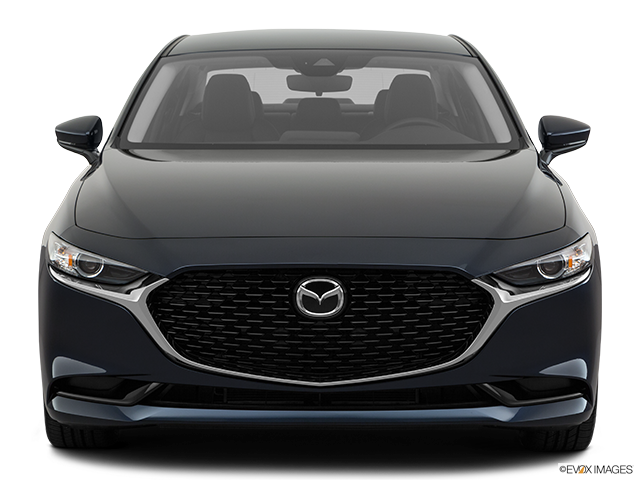 2023 Mazda MAZDA3 | Low/wide front