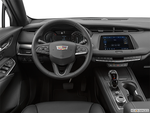 2024 Cadillac XT4 | Steering wheel/Center Console