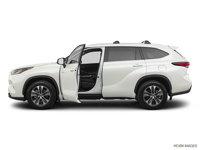 2022 Toyota Highlander Hybrid | Driver's side profile with drivers side door open