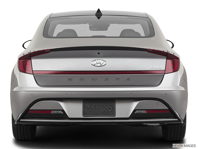 2022 Hyundai Sonata Hybrid | Low/wide rear