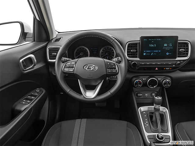 2022 Hyundai Venue | Steering wheel/Center Console