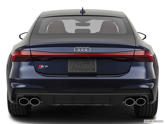 2022 Audi S7 | Low/wide rear