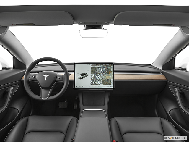 2022 Tesla Model 3 | Centered wide dash shot