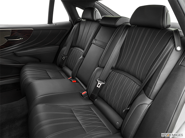 2022 Lexus LS 500 AWD | Rear seats from Drivers Side