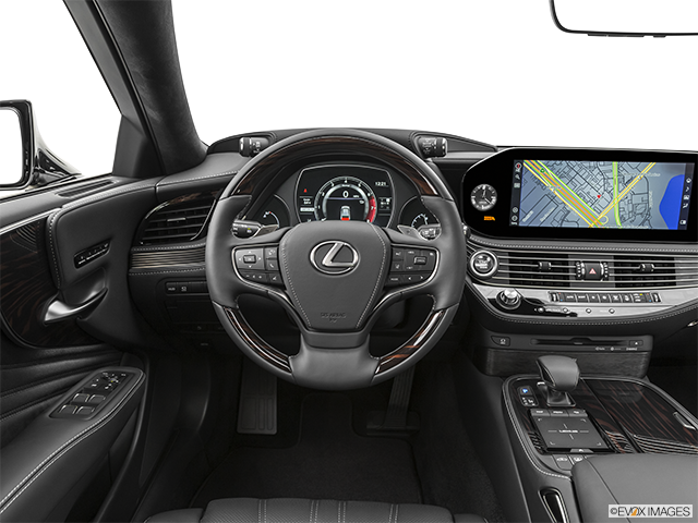 2022 Lexus LS 500 AWD | Steering wheel/Center Console