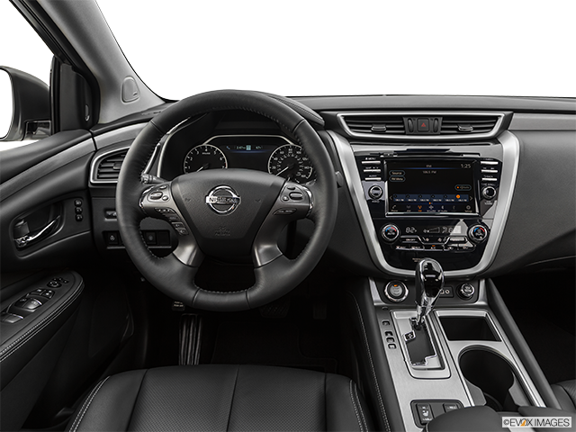 2023 Nissan Murano | Steering wheel/Center Console
