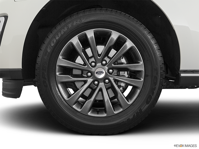 2021 Ford Expedition MAX | Front Drivers side wheel at profile
