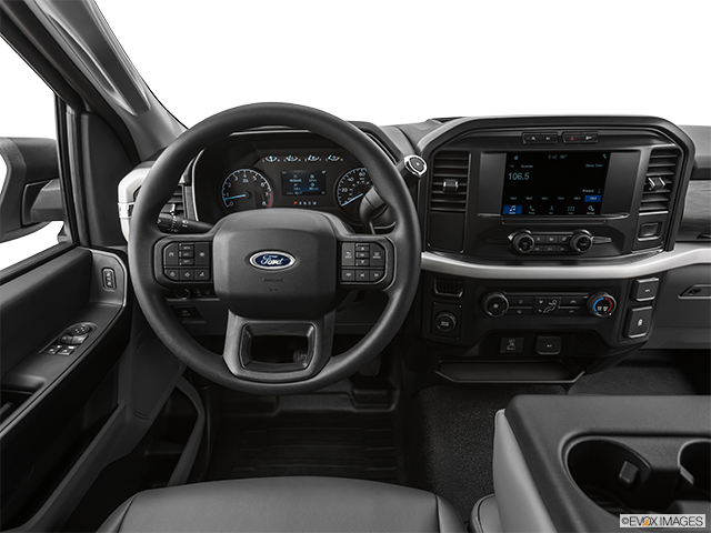 2022 Ford F-150 | Steering wheel/Center Console