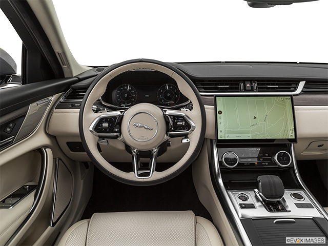 2021 Jaguar XF | Steering wheel/Center Console