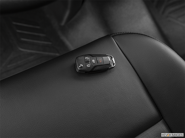 2023 Ford Transit Fourgonnette | Key fob on driver’s seat