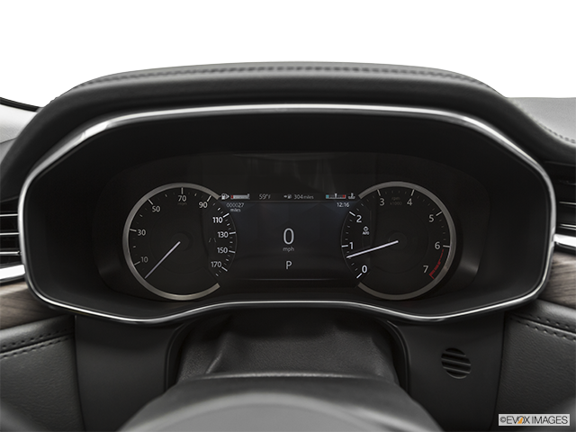 2021 Jaguar F-Pace | Speedometer/tachometer