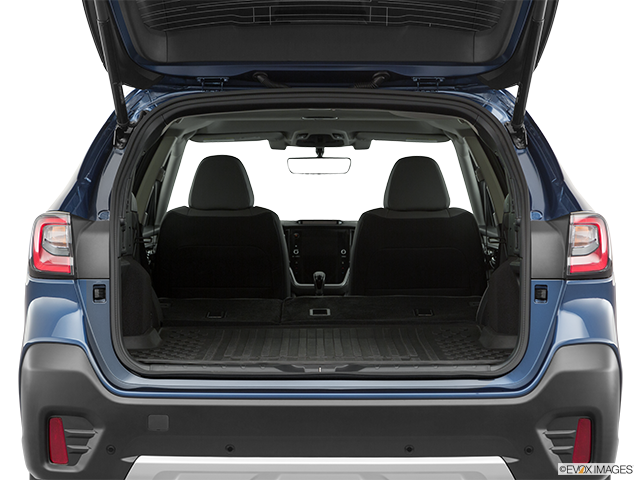 2023 Subaru Outback | Hatchback & SUV rear angle