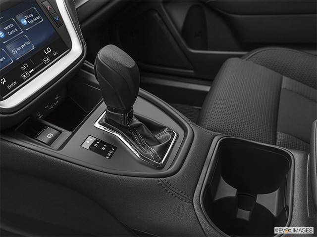 2023 Subaru Outback | Gear shifter/center console