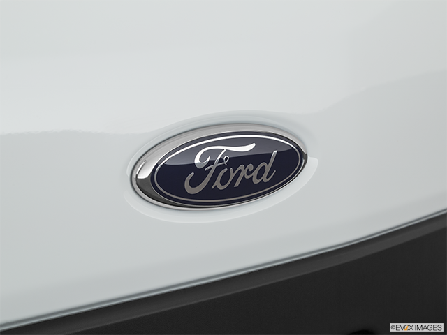 2022 Ford Transit Fourgonette | Rear manufacturer badge/emblem