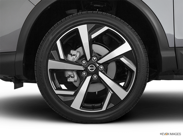 2022 Nissan Qashqai | Front Drivers side wheel at profile