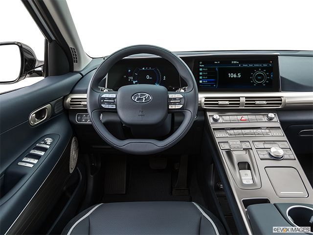 2023 Hyundai Nexo | Steering wheel/Center Console