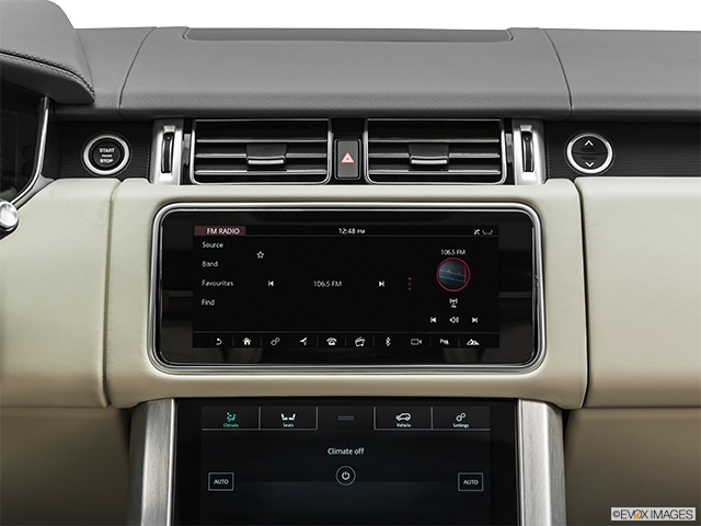 2022 Land Rover Range Rover | Closeup of radio head unit