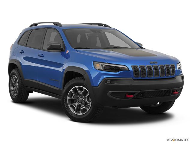 2023 Jeep Cherokee | Front passenger 3/4 w/ wheels turned