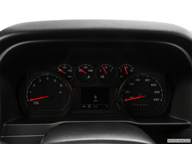 2022 Chevrolet Silverado 1500 | Speedometer/tachometer