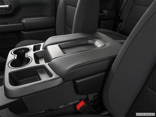 2022 Chevrolet Silverado 1500 | Front center console with closed lid, from driver’s side looking down