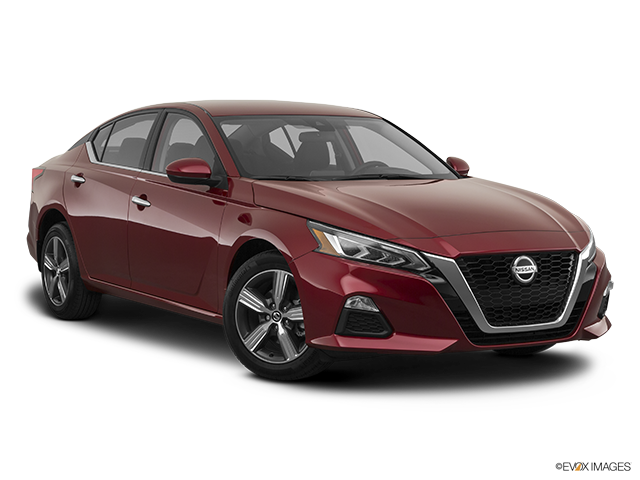 2023 Nissan Altima | Front passenger 3/4 w/ wheels turned