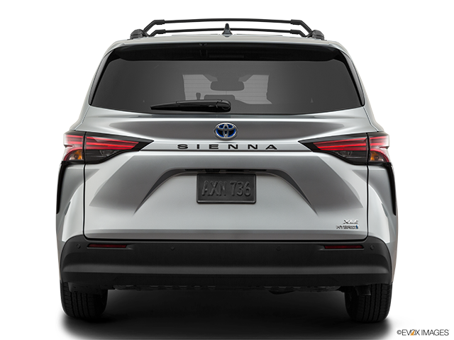 2022 Toyota Sienna | Low/wide rear