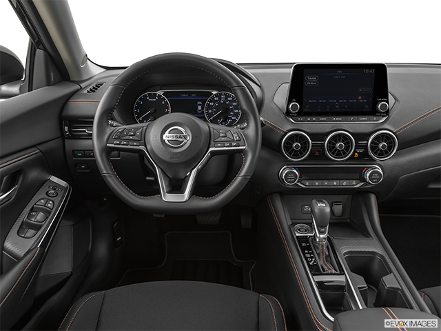 2024 Nissan Sentra | Steering wheel/Center Console