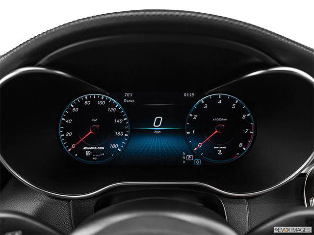2022 Mercedes-Benz GLC | Speedometer/tachometer