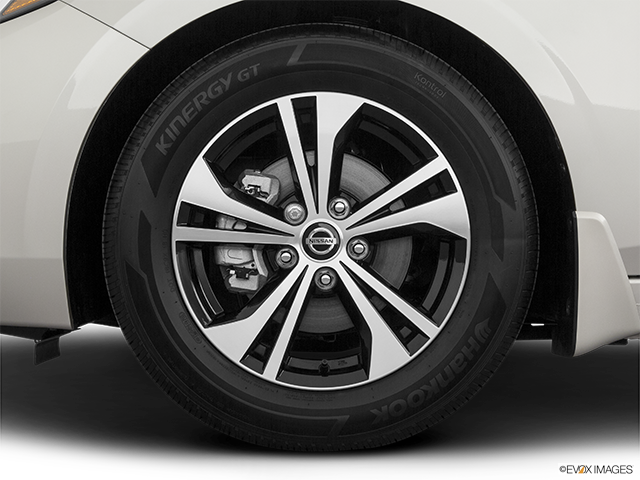 2024 Nissan Sentra | Front Drivers side wheel at profile