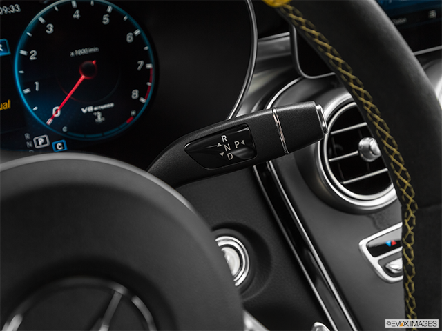 2022 Mercedes-Benz GLC Coupe | Gear shifter/center console